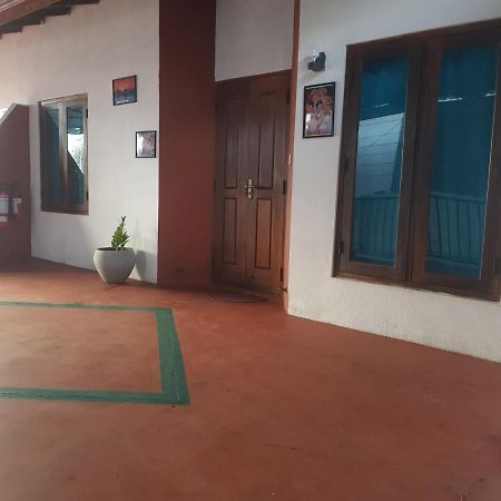 Budget House Weligama Buitenkant foto