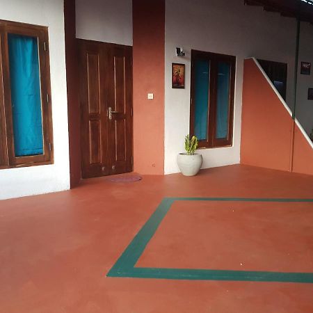 Budget House Weligama Buitenkant foto